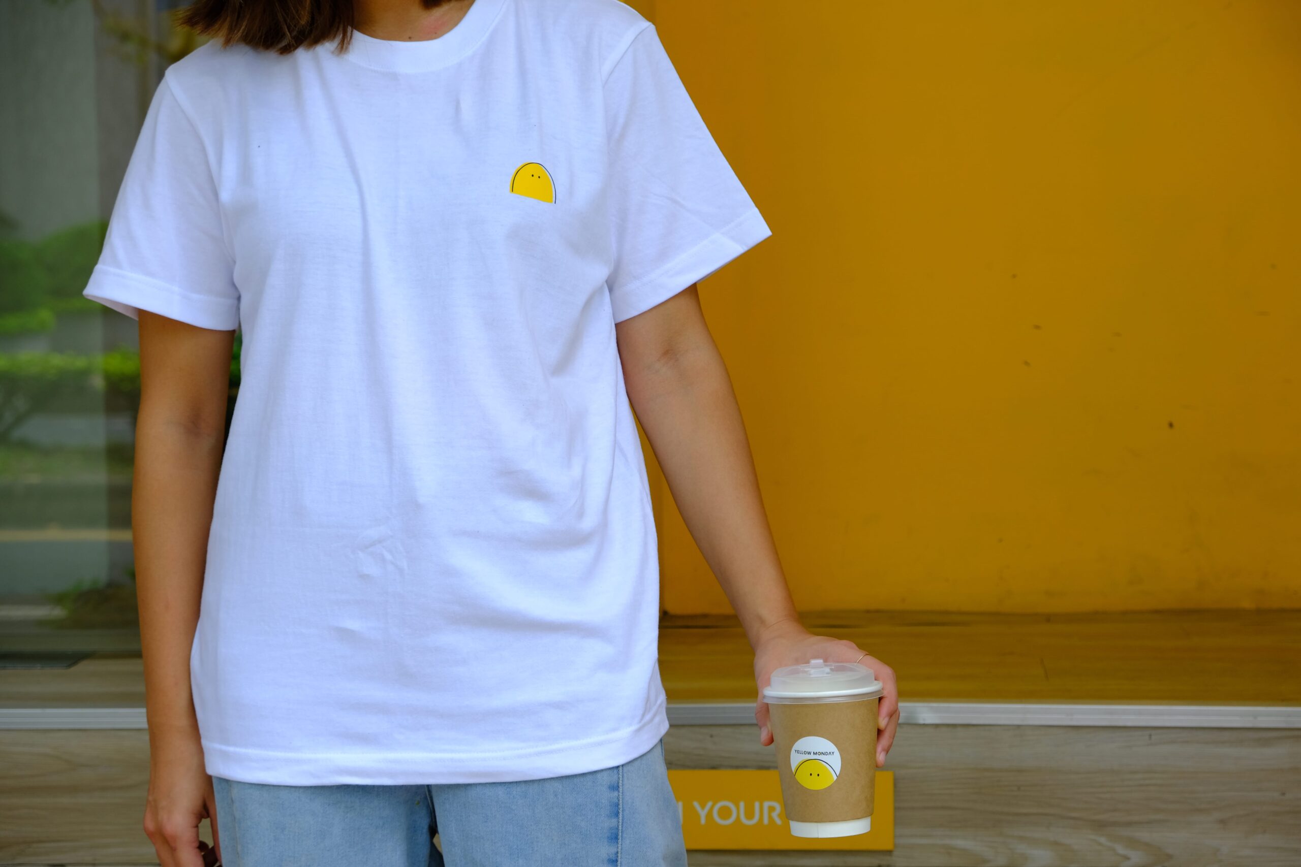 Yellow醬｜經典品牌T-Shirt＿yellow monday